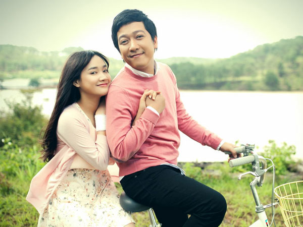 Rộ tin Trường Giang chia tay Nhã Phương, cặp kè hot girl Sam