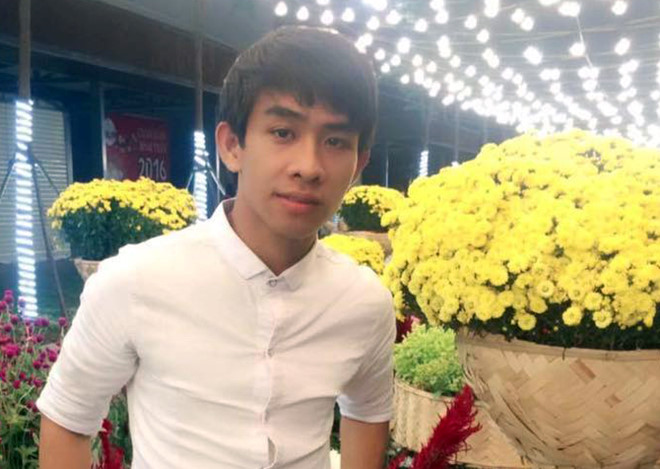 Níu tình bất thành, 9X đâm bạn gái hơn chục nhát dao