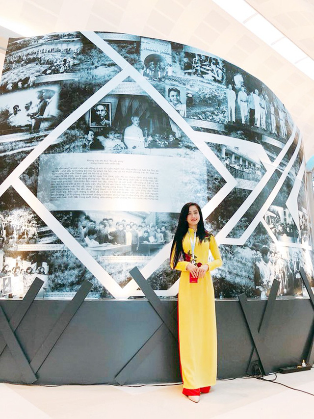 Hot girl làng võ Châu Tuyết Vân xinh như hoa tại Đại hội Đoàn toàn quốc