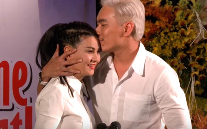 Kiều Minh Tuấn hy sinh thân mình để làm điều này dành riêng cho mẹ ruột Kiều Minh Tuấn hy sinh thân mình để làm điều này dành riêng cho mẹ ruột