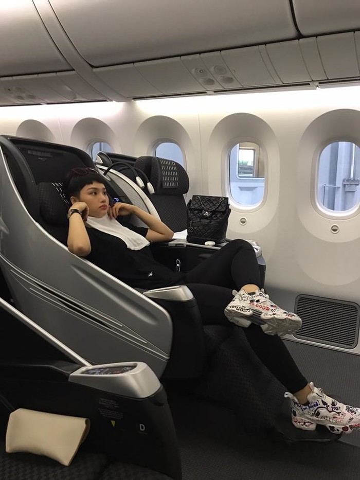Bất ngờ trước khối tài sản vạn người mê của Miu Lê Bất ngờ trước khối tài sản vạn người mê của Miu Lê