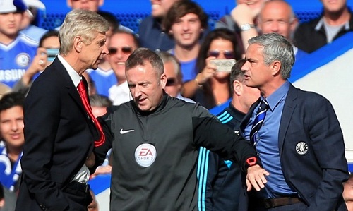 Wenger bênh Mourinho trong vụ ẩu đả ở Old Trafford