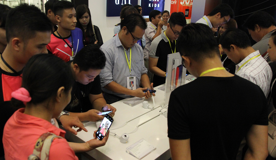 iPhone X giảm hơn 20 triệu: Ế hàng xách tay, hết trò làm giá iPhone X giảm hơn 20 triệu: Ế hàng xách tay, hết trò làm giá
