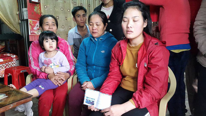 Bé gái 8 tháng tuổi bị não úng thủy đã qua đời