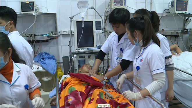 Trường tiểu học có lan can bị sập khiến 16 học sinh nhập viện xây từ 20 năm trước