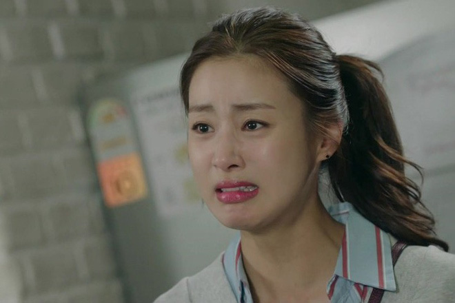 Chồng lặng người câm nín trước yêu cầu xanh rờn của cô vợ ngoại tình và mang thai với người khác