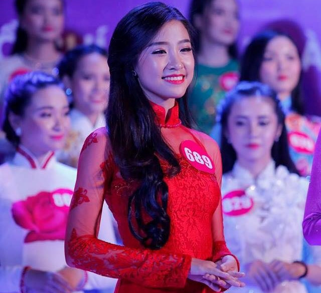 Á khôi ĐH Kinh tế TP.HCM lọt top 45 Hoa hậu Hoàn vũ là ai?