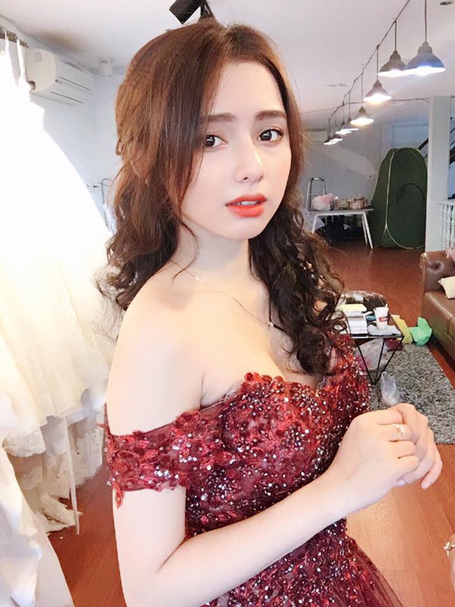 Những màn khoe ảnh dậy thì thành công nhất năm, nhắc nhở bạn đến lúc phải thay đổi mình