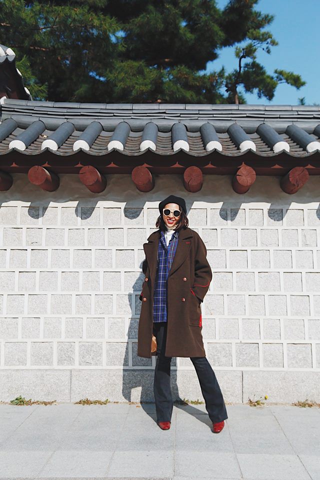 Các người đẹp Việt thời thượng hết nấc khi diện những thiết kế áo khoác quen thuộc của mùa đông