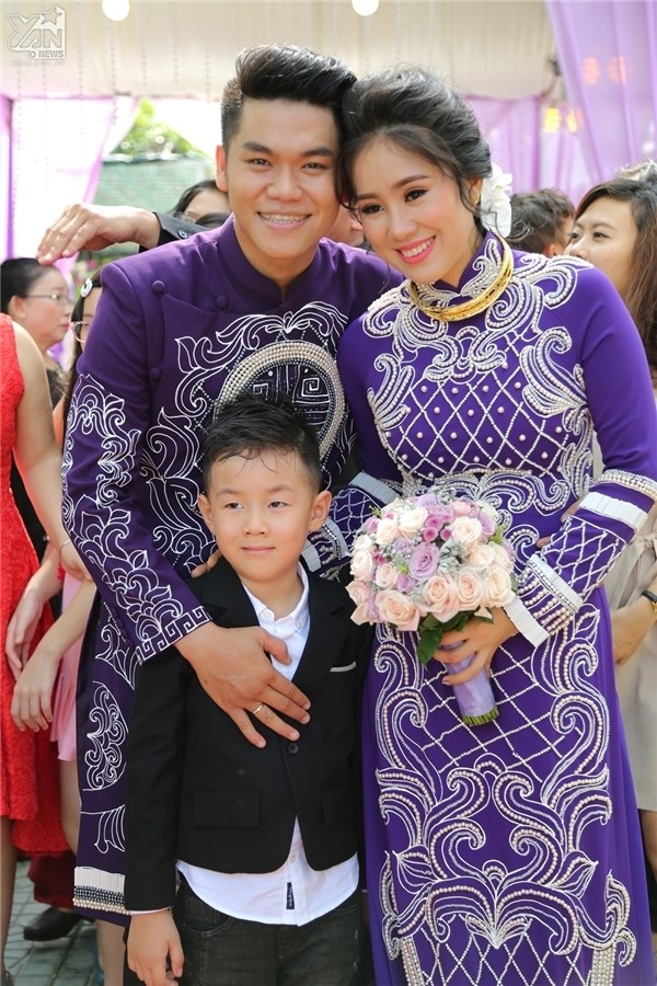 Hành trình chinh phục gia đình bạn đời từ ghét sang yêu của các sao Việt Hành trình chinh phục gia đình bạn đời từ ghét sang yêu của các sao Việt