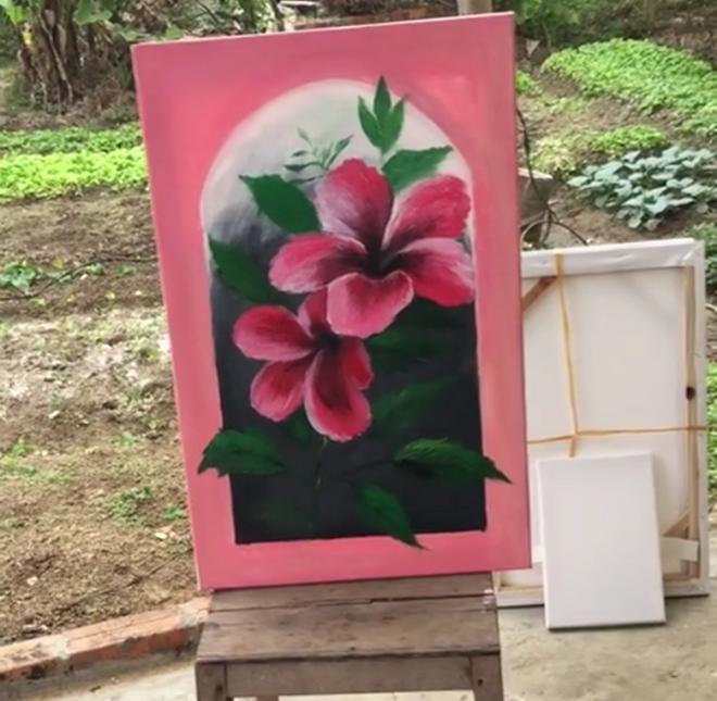 Hóa ra Hoàng Thùy còn có tài vẽ tranh đẹp đến thế này