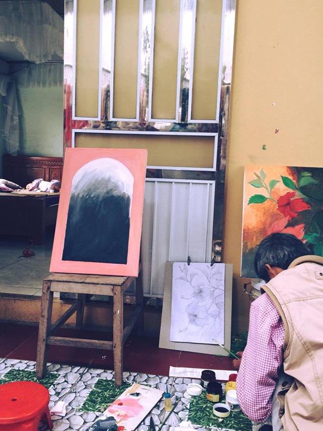 Hóa ra Hoàng Thùy còn có tài vẽ tranh đẹp đến thế này