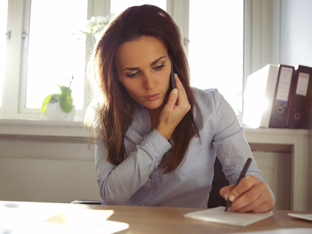 Giới siêu giàu trả lương cho giúp việc, quản gia như thế nào?