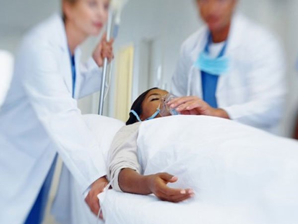 Ung thư vì làm chuyện ấy trước 18 tuổi