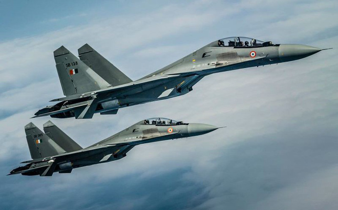 Câu trả lời đanh thép của Ấn Độ trước tiêm kích Su-35 Trung Quốc Câu trả lời đanh thép của Ấn Độ trước tiêm kích Su-35 Trung Quốc