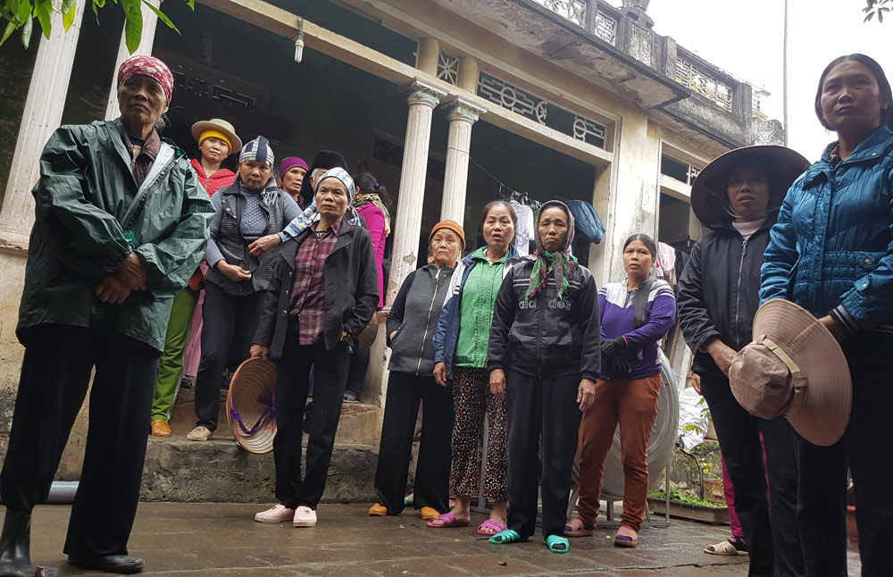 Chủ hụi 8X ôm hàng chục tỷ đi chữa bệnh, cụ bà 88 tuổi khóc ngất