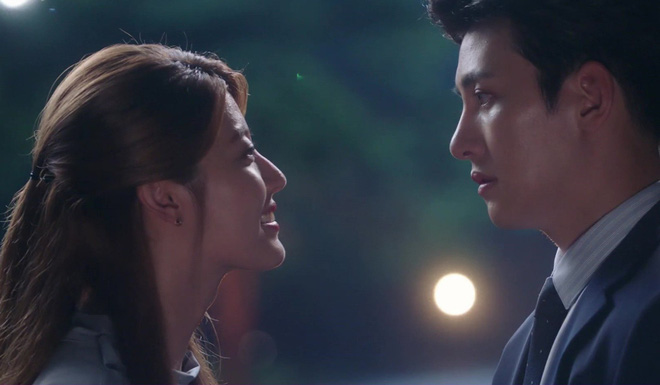 Sự thật đớn đau đằng sau quyết định ly hôn phũ phàng của cô vợ trẻ