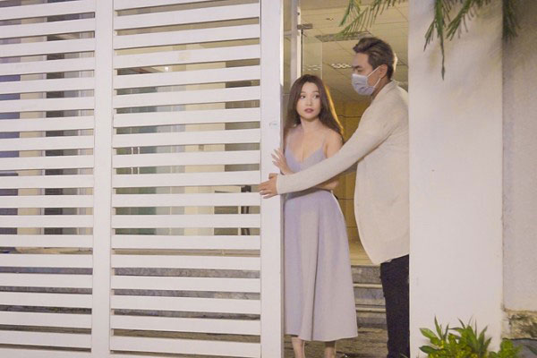 Hội chị em choáng váng khi phát hiện ra group tâm sự kín hơn 300 thành viên, chỉ dành cho người thứ ba