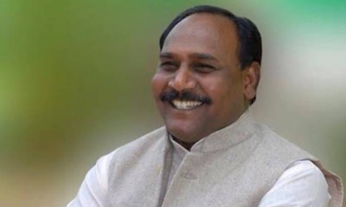 Bộ trưởng hạnh phúc ở Ấn Độ bị truy nã vì nghi giết người