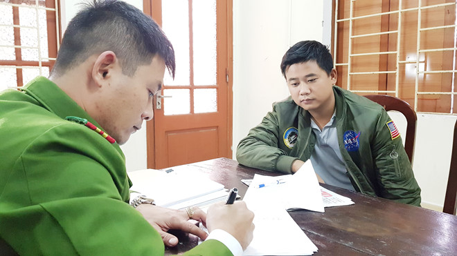 Lời khai của nghịch tử đánh bố gãy xương sườn