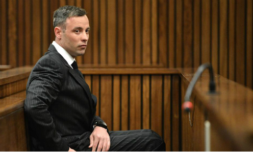 Người không chân Oscar Pistorius bị đánh trong tù