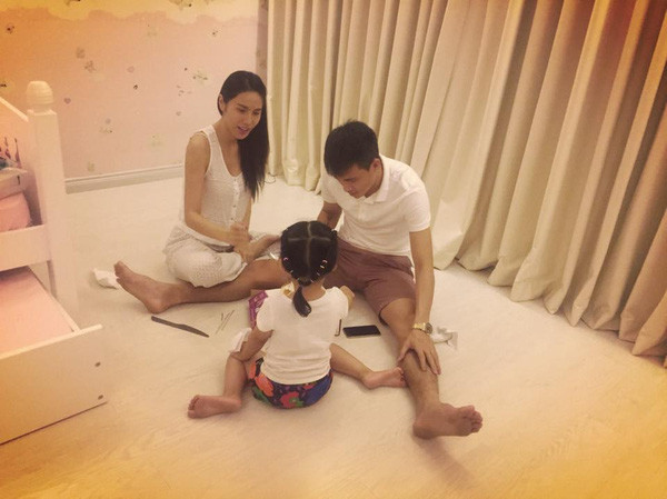 Công Vinh: Thuỷ Tiên tủi thân, tự nhận là người đẻ thuê