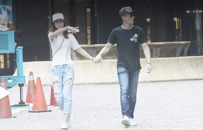 Sau gần 2 năm, Hoắc Kiến Hoa lần đầu chia sẻ chuyện hẹn hò khổ sở với Lâm Tâm Như Sau gần 2 năm, Hoắc Kiến Hoa lần đầu chia sẻ chuyện hẹn hò khổ sở với Lâm Tâm Như