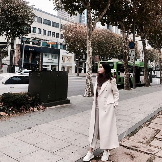 Càng vào cuối năm, street style các quý cô châu Á lại càng hay ho, thú vị