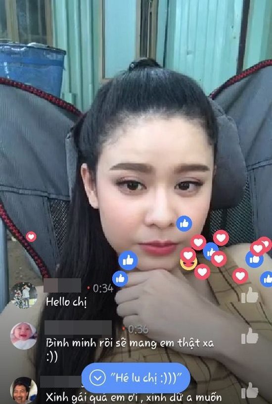 Bị nhắc đến Bình Minh, Trương Quỳnh Anh im lặng và hành động gây choáng