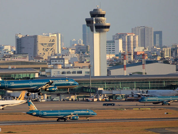 Máy bay, tàu hỏa, xe khách tăng chuyến dịp Tết