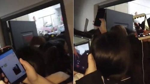 Chàng trai hóa gấu bông khổng lồ la hét tỏ tình vẫn bị từ chối phũ Chàng trai hóa gấu bông khổng lồ la hét tỏ tình vẫn bị từ chối phũ