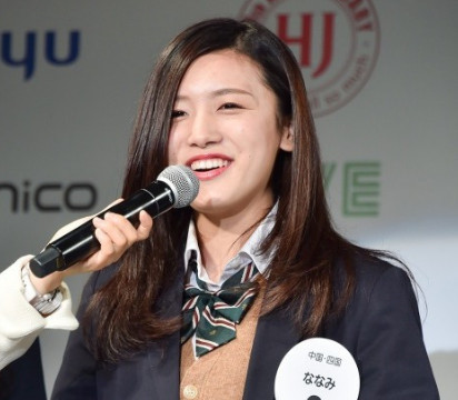 Nhan sắc 8 nữ sinh trung học đẹp nhất Nhật Bản năm 2017