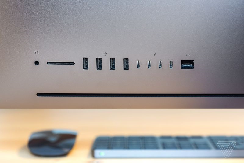 iMac Pro: Con quỷ tốc độ giá 5.000 USD