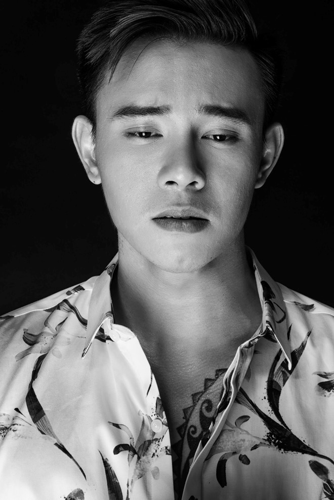 Đông Hùng: 5 năm ai gọi gì cũng hát, không dám mua áo mới