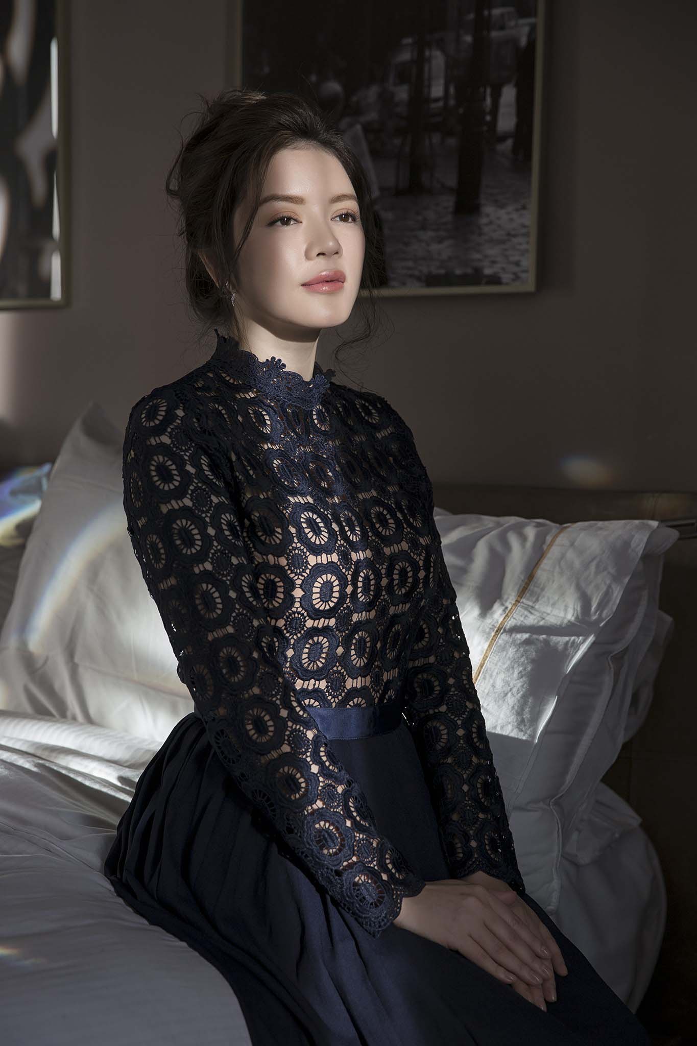 Những nửa kia bị giấu kín như bưng của sao Việt