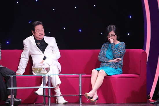 Vợ Chánh Tín: Chánh Tín ngoại tình nhiều lần, bị công an bắt