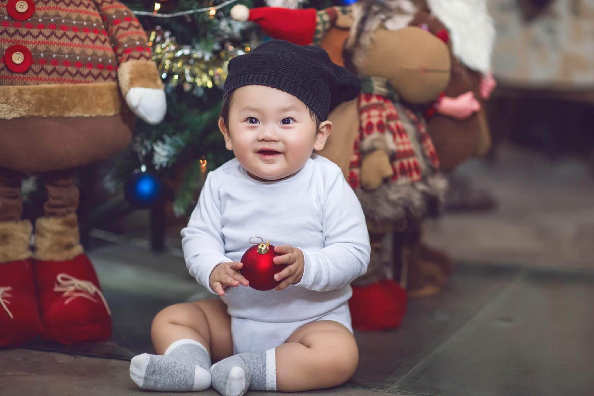 Khánh Hiền: Khi sinh con, tôi và chồng ôm nhau khóc suốt 1 ngày