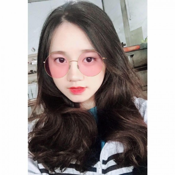 Nữ sinh Nghệ An tiếp tục chứng minh ‘mặt tròn chính là chân lý’ Nữ sinh Nghệ An tiếp tục chứng minh ‘mặt tròn chính là chân lý’