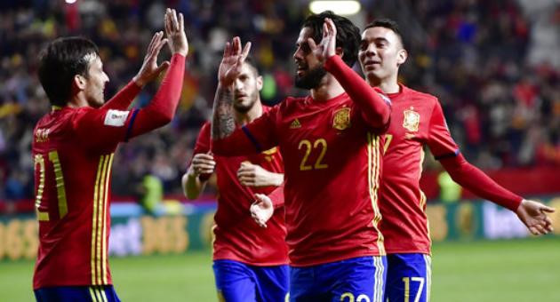 Tây Ban Nha có nguy cơ bị loại, Italy lại hy vọng dự World Cup 2018