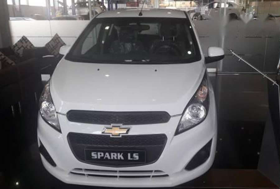 Ô tô rẻ nhất Việt Nam 269 triệu: Cú sốc giá từ Chevrolet Spark