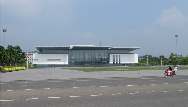 Kỷ luật cảnh cáo nguyên chủ tịch tỉnh Vĩnh Phúc Phùng Quang Hùng