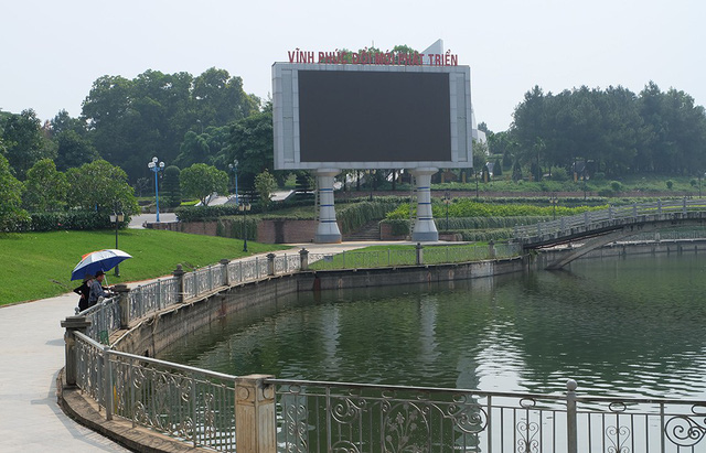 Kỷ luật cảnh cáo nguyên chủ tịch tỉnh Vĩnh Phúc Phùng Quang Hùng