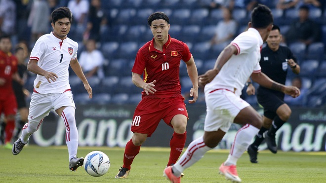 Bầu Đức lên tiếng sau thông tin Công Phượng muốn thi đấu ở Thái Lan