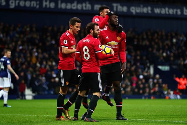 Lukaku lập công, Man Utd thắng nhọc West Brom