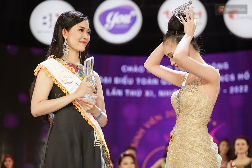 Nữ sinh Đại học Tây Đô đăng quang Hoa khôi sinh viên Việt Nam 2017