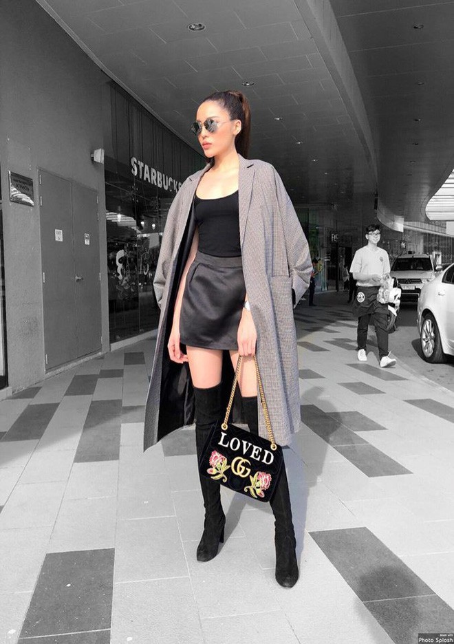 Lấn át hết mọi loại khác, boots cao đến đầu gối trở thành món đồ được diện nhiều nhất trong mùa đông năm nay