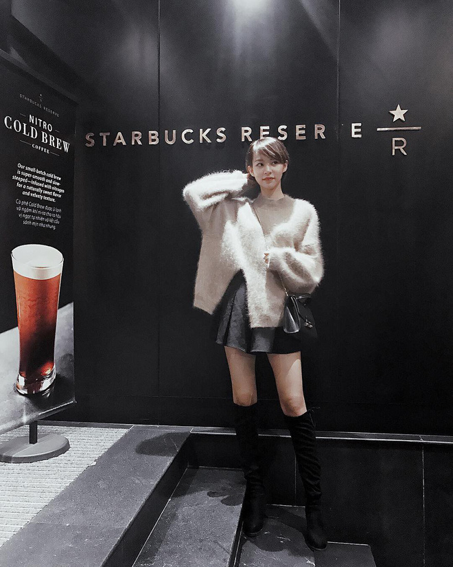 Lấn át hết mọi loại khác, boots cao đến đầu gối trở thành món đồ được diện nhiều nhất trong mùa đông năm nay