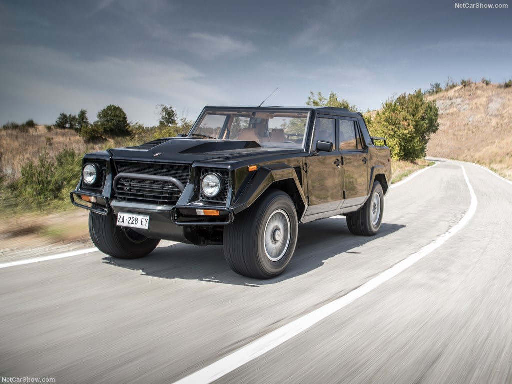 Lịch sử về xe địa hình hàng hiếm Lamborghini LM002