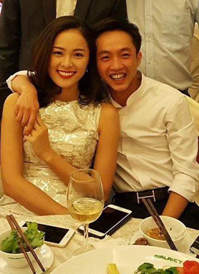 Sau chia tay, những cặp đôi này vẫn nặng nợ đến mức gây ồn ào khắp showbiz Sau chia tay, những cặp đôi này vẫn nặng nợ đến mức gây ồn ào khắp showbiz