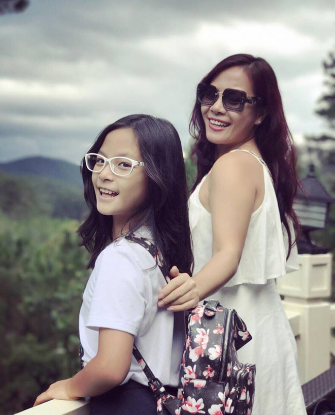 Mẹ 3 con Dương Tuấn Ngọc - cô vợ bằng tuổi đầy tật xấu của MC Phan Anh